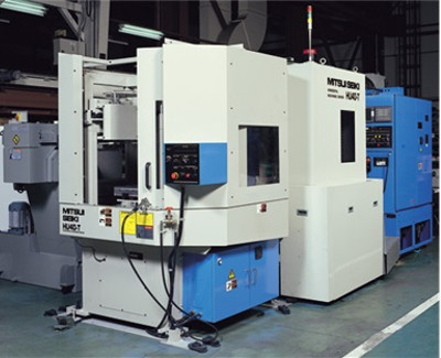 Centro di Lavoro Orizzontale a 5 Assi Pallettizzato Mitsui Seiki Kogyo HU-40T Centro di Lavoro Orizzontale a 5 Assi Pallettizzato Mitsui Seiki Kogyo HU-40T
